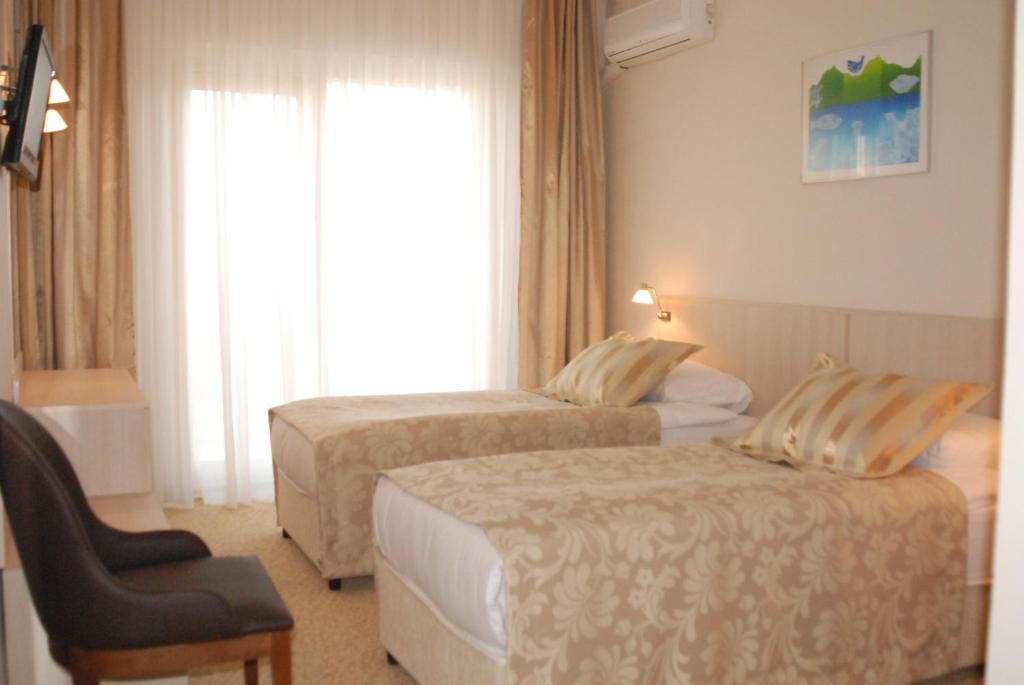 Hotel Suix Lara Анталия Стая снимка