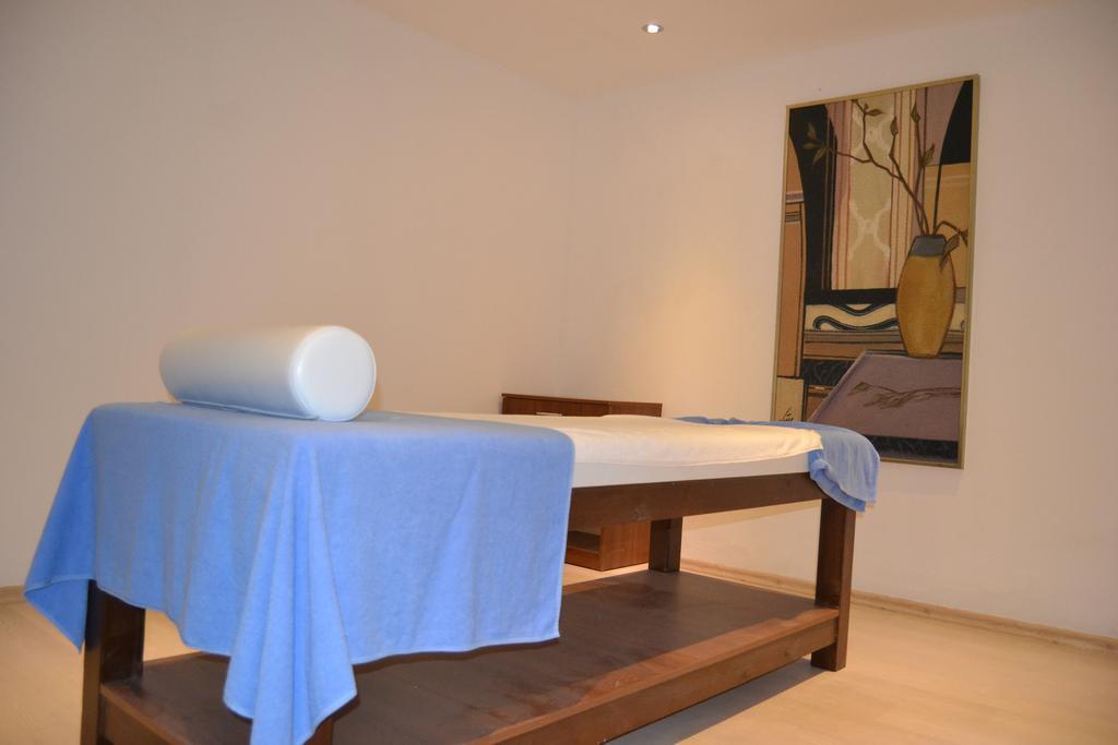 Hotel Suix Lara Анталия Екстериор снимка