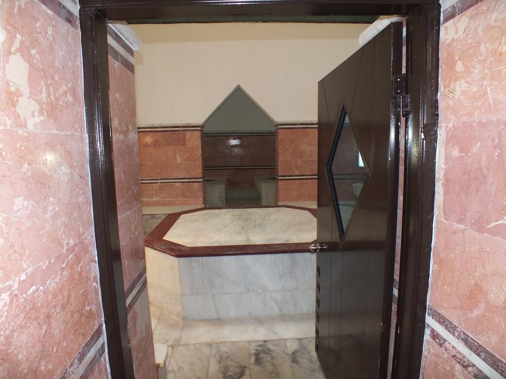 Hotel Suix Lara Анталия Екстериор снимка